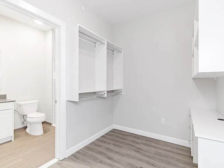 Whippany Village Apartments — Photo 16