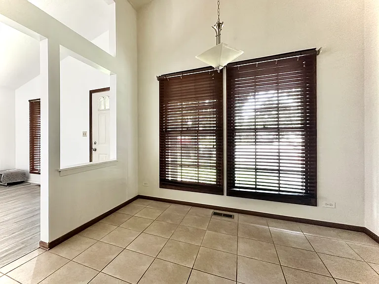436 Bayview Ave — Photo 5