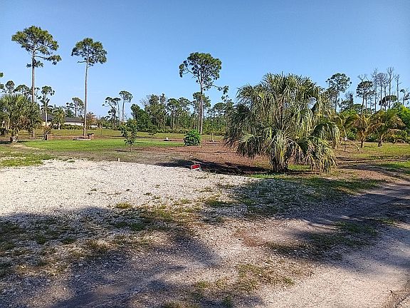 4th image of 15419 Bimini Way
