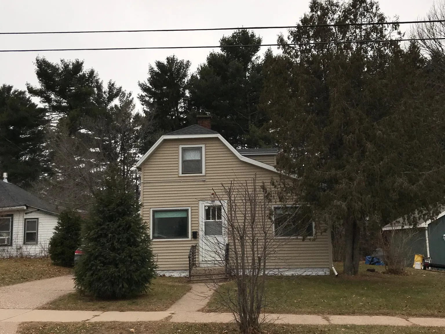 98 West St — Photo 2
