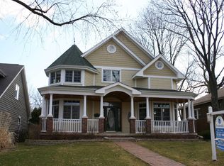 4925 Stanley Ave, Downers Grove, IL 60515