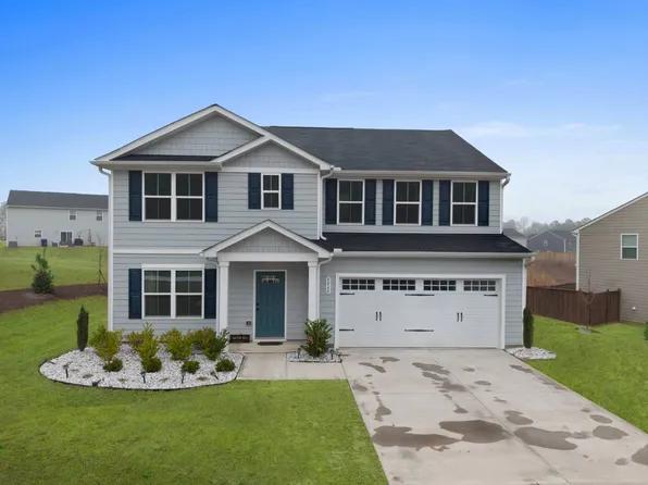 9060 Celtic Dr, Winston, GA 30187