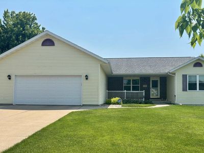 1319 Chadsworth Drive, Sun Prairie, WI, 53590