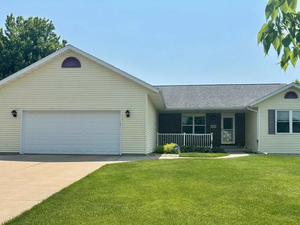 1319 Chadsworth Drive, Sun Prairie, WI 53590