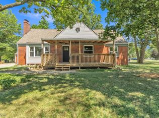 991 Valley Blvd, Elyria, OH 44035