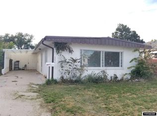 2434 W B St, Torrington, WY 82240