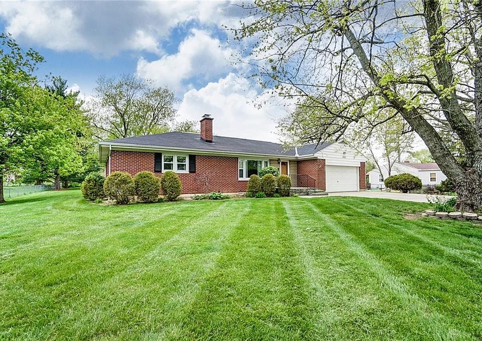 1st image of 3737 Woodman Dr
