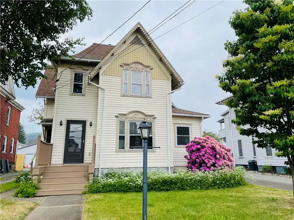 44 John St, Hornell, NY 14843