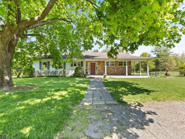 156 Allens Corner Rd, Franklin Twp., NJ 08822