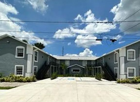 2nd image of 425 F St Unit 8