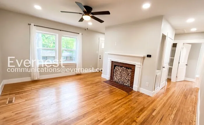 306 Red Oak Dr — Photo 4