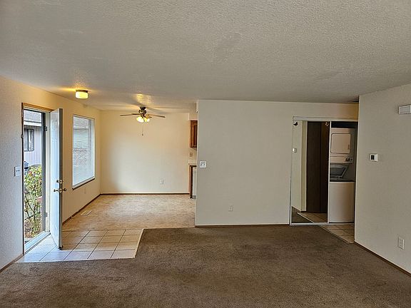 5th image of 319 S 20th St #4