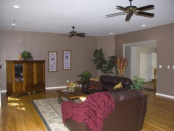 Open from Kitchen to Living Room