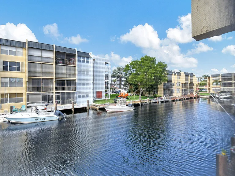 777 S Federal Hwy #202-H — Photo 11