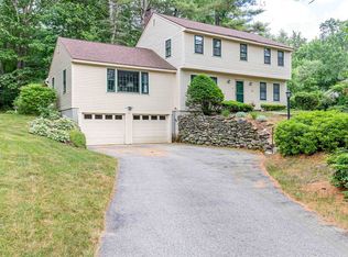 5 Northfield Rd, Amherst, NH 03031