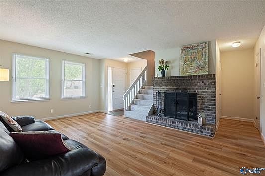 2nd image of 1712 Ward Ave NE #1