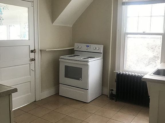 2nd image of 866 Dewey Ave APT 3