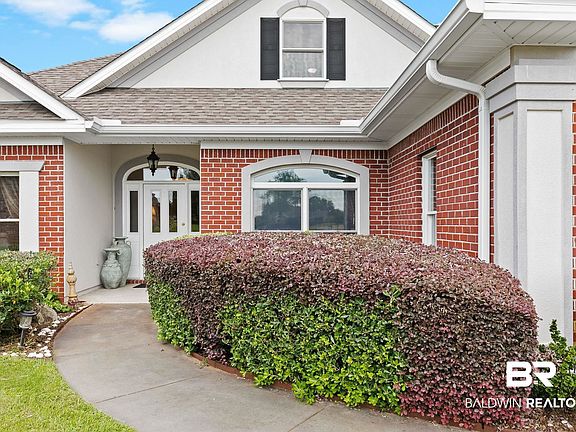 3rd image of 22619 Inverness Way