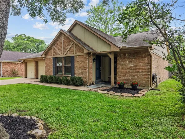 914 Red Rock Canyon Dr, Katy, TX 77450