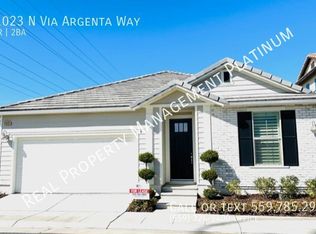 11023 N Via Argenta Way, Fresno, CA