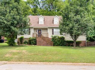 100 McKinley Dr, Columbia, TN 38401