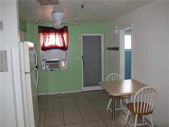 2nd image of 1360 SE 3rd Court