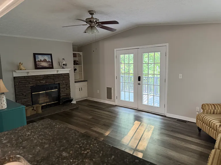 7941 River Rd — Photo 7