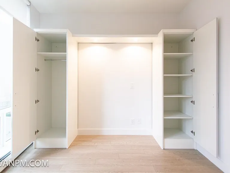 1283 Howe St #701 — Photo 7