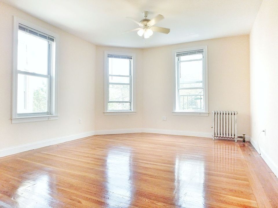 1st image of 30-44 33rd St #2A