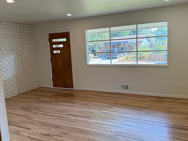 2506 W Ona St — Photo 5