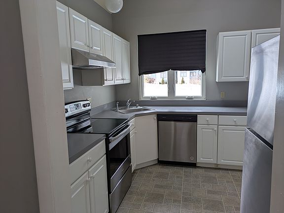 4th image of 120 Foxfire Dr #120