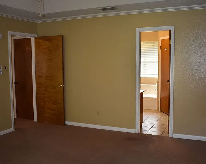704 Kim Ave — Photo 13