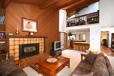 2nd image of 3103 Royal Dr