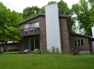7371 Dogwood Ln, Manlius, NY 13104