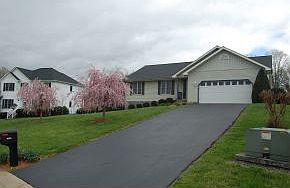 1st image of 4133 Bradford Ln