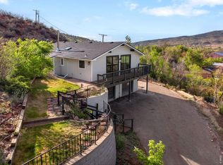 926 4th Ave, Lyons, CO 80540