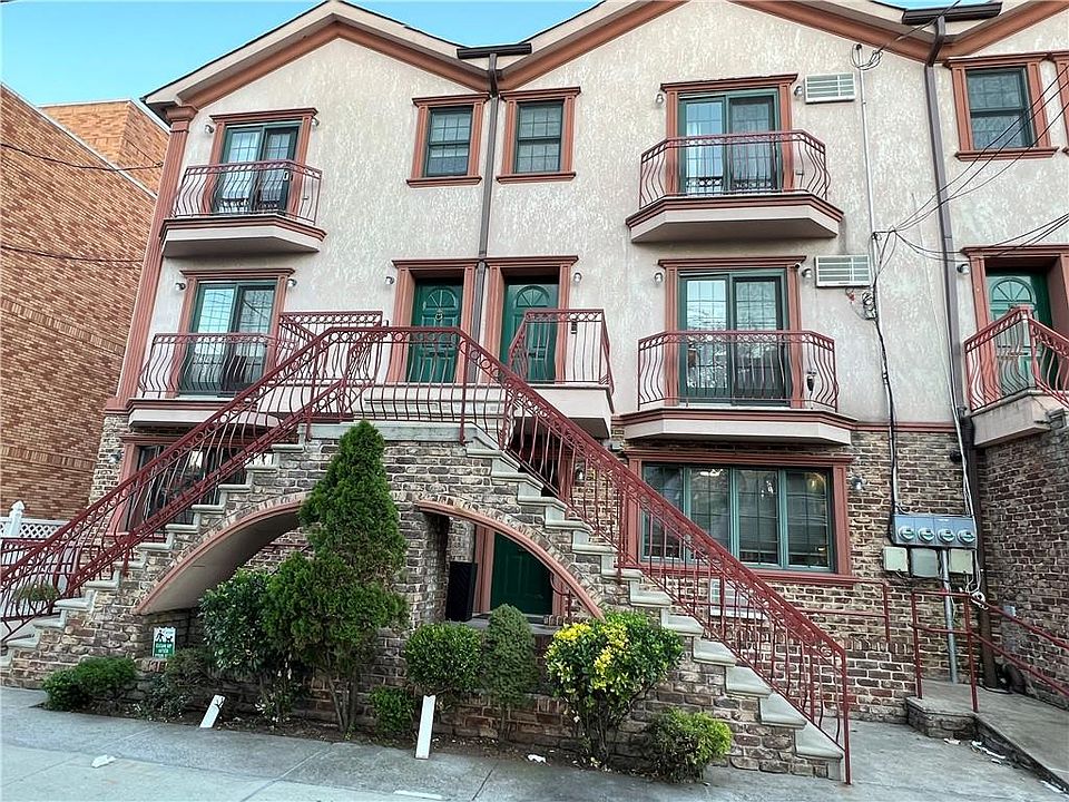 1st image of 161 Bay 49 St