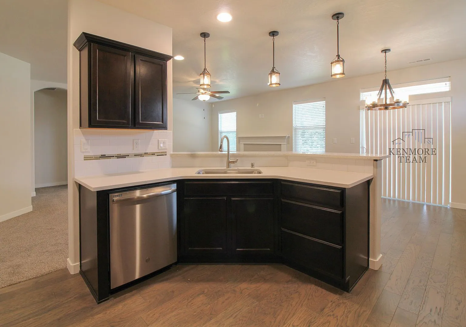 3 Bedroom, 2 Bath Home in Kennewick Southridge — Photo 3