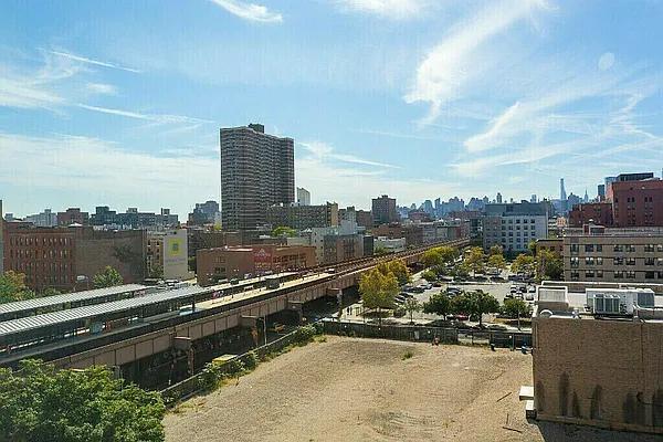 Rented by Living New York | media 36