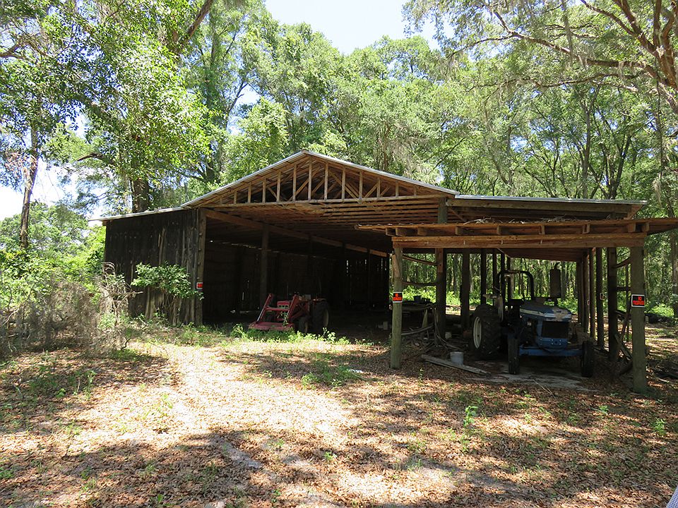 2nd image of 10 Acre Tracts Ne 516 Ave