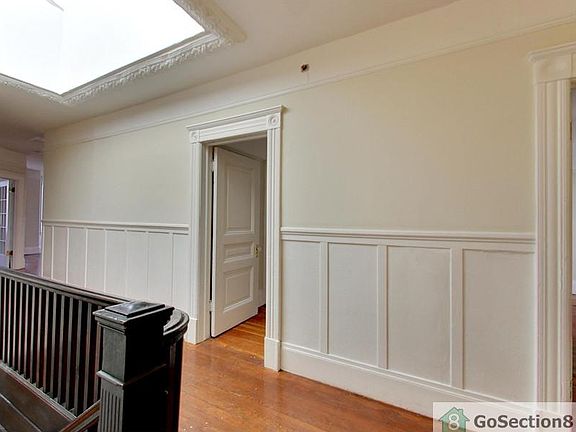 3rd image of 220 6th St #2202