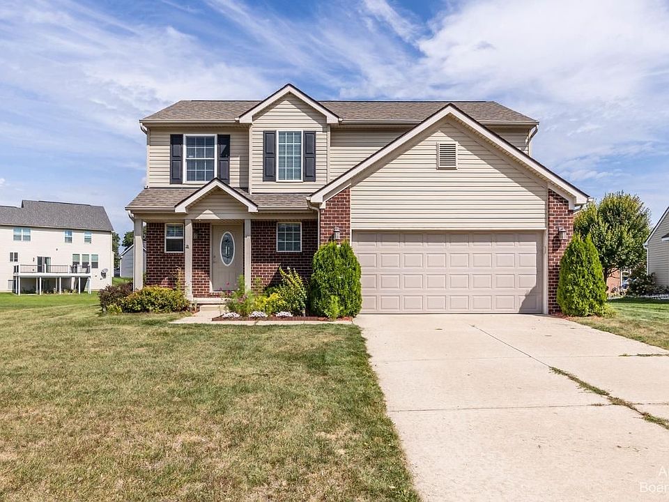 1st image of 4243 Cloverlane Dr