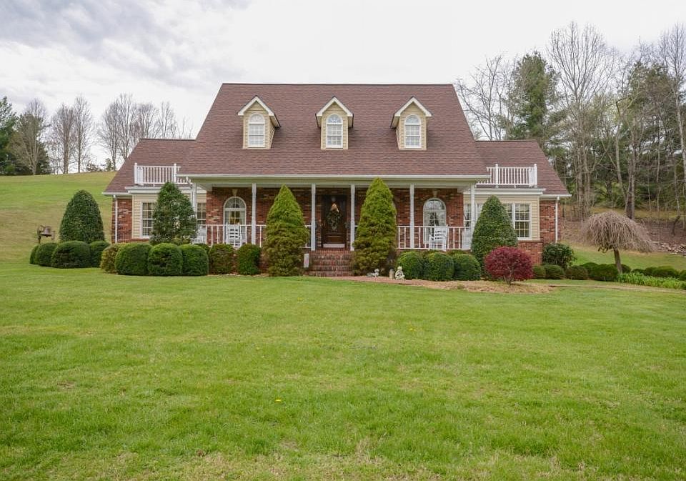 1st image of 719 Quail Hollow