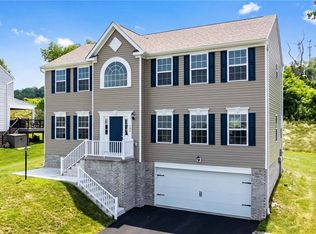 304 Rose Hill Ct, Canonsburg, PA 15317