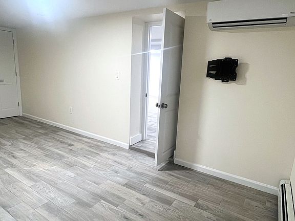 4th image of 25-40 48th St #1A