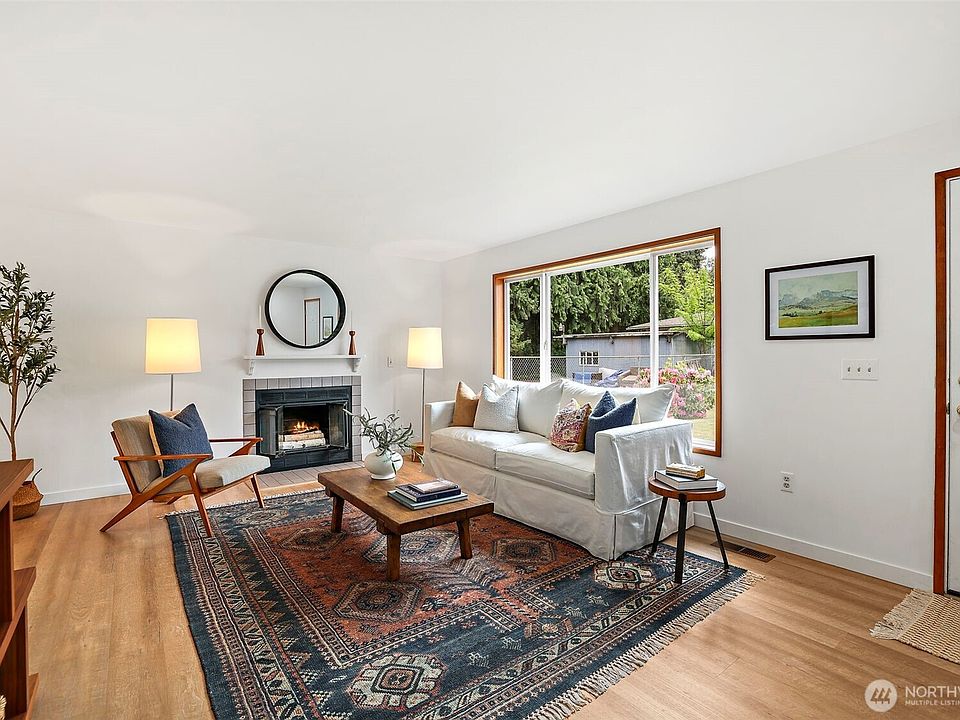 1st image of 11726 8th Avenue S