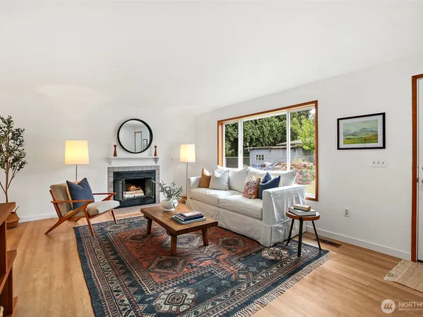 11726 8th Avenue S, Burien, WA 98168