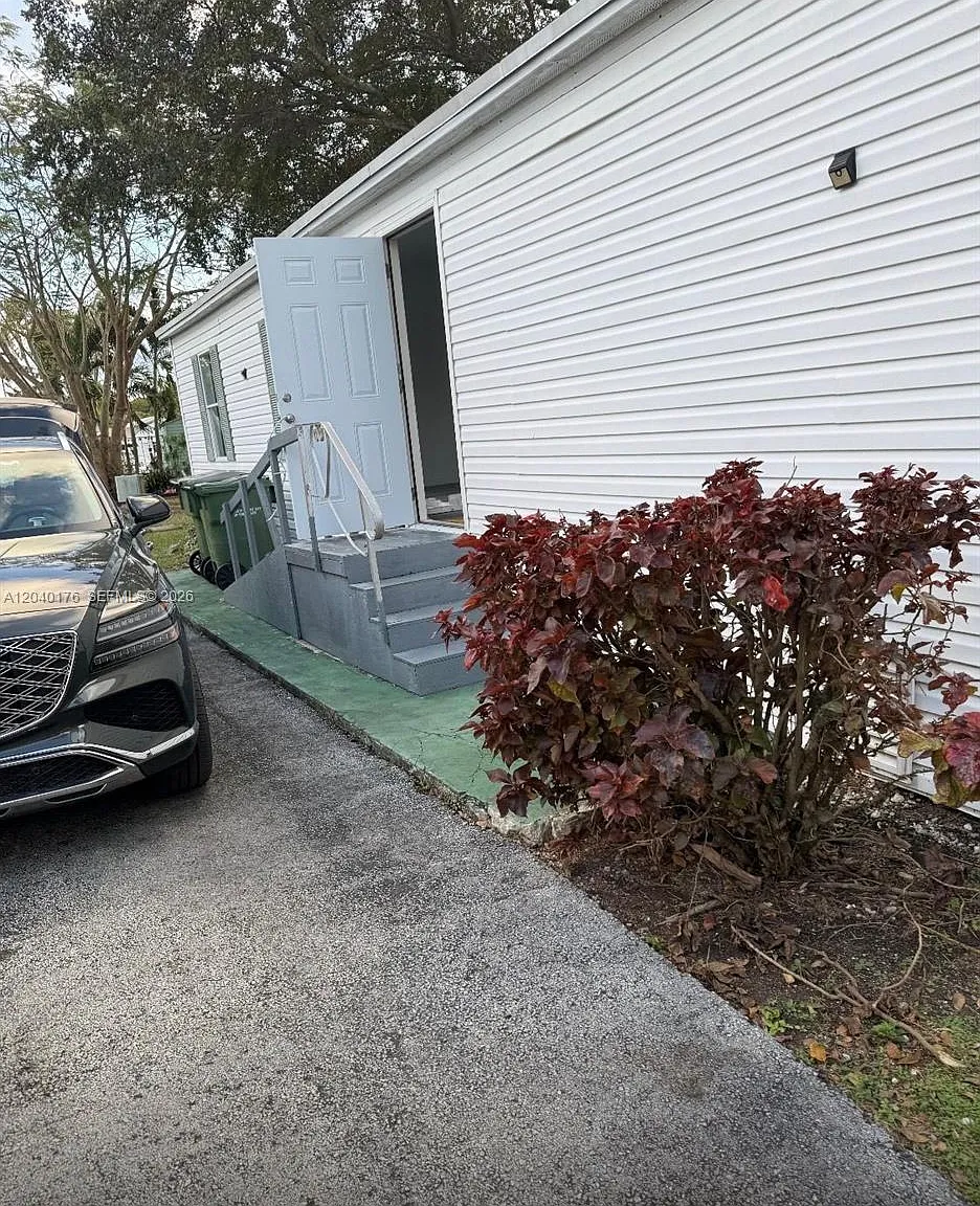 Miami Land & Development — Photo 2