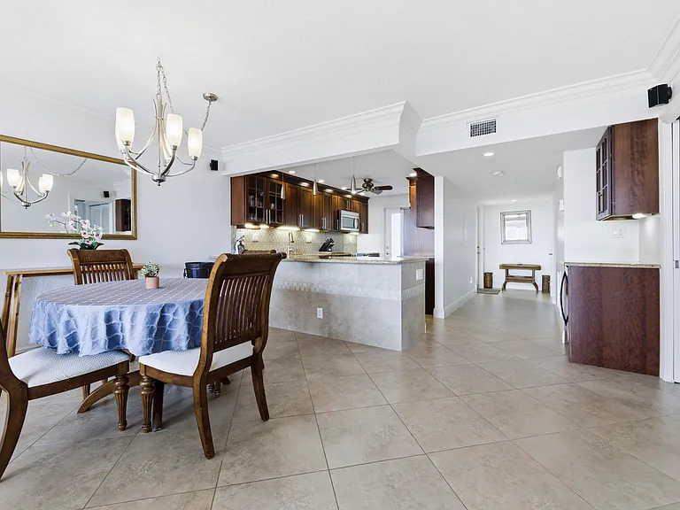 3000 NE 48th Ct #406 — Photo 9