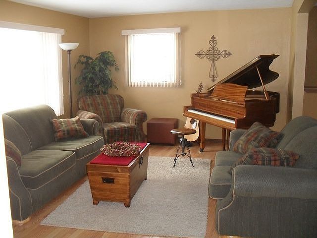 2nd image of 1456 18th St S
